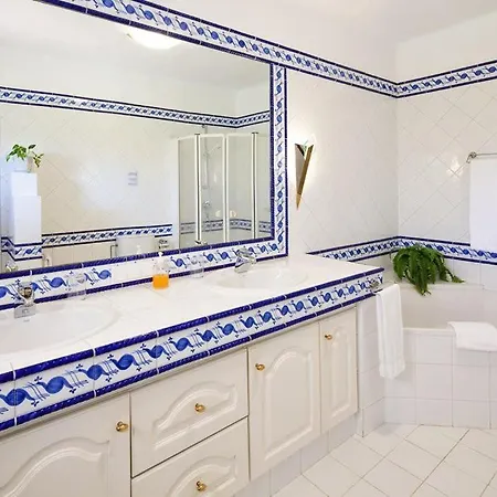 Carvoeiro Clube 3 Bedroom With Heated Private Pool * Καρβοέιρο
